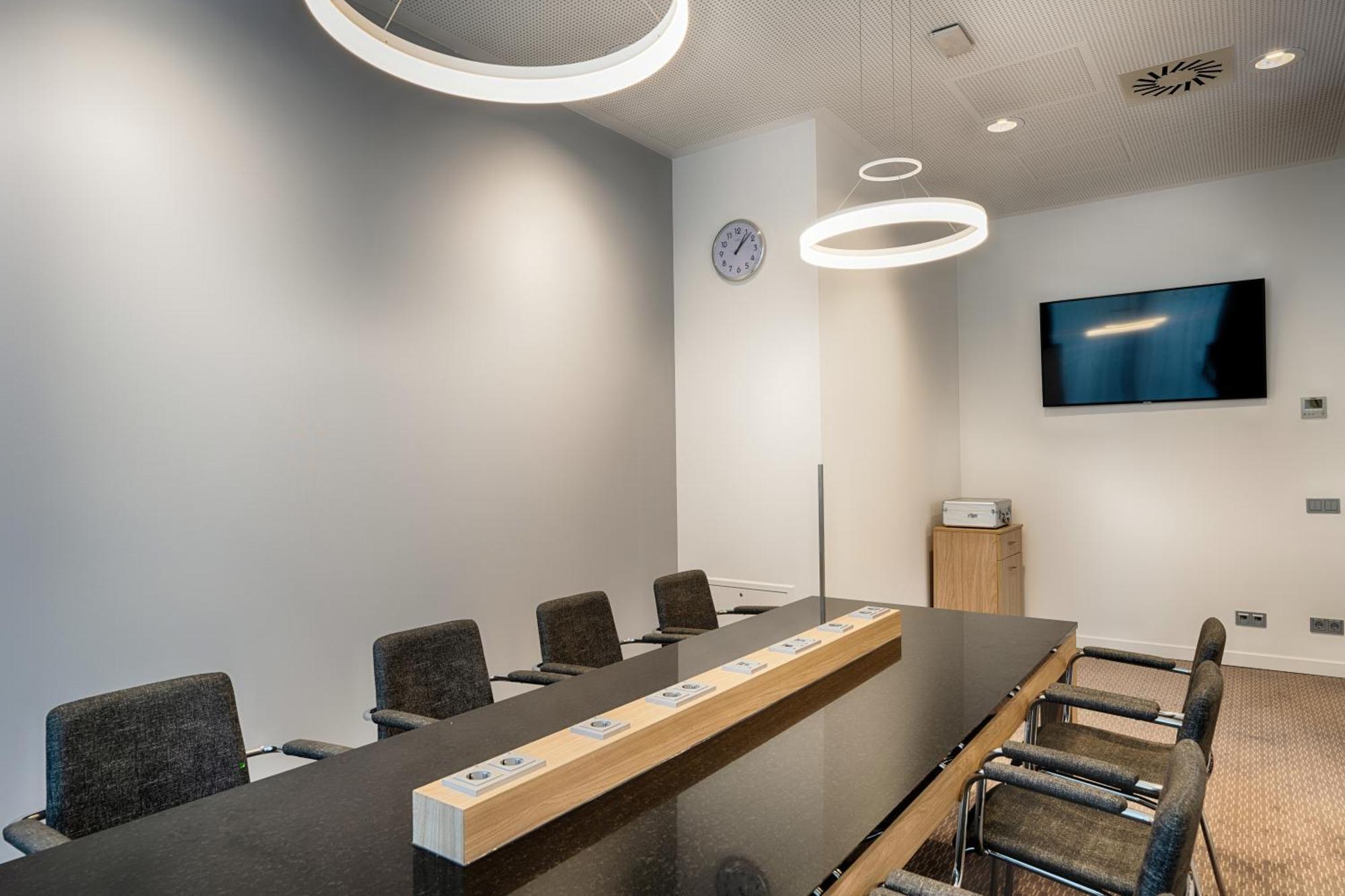Premier Inn Leipzig City Hahnekamm Экстерьер фото