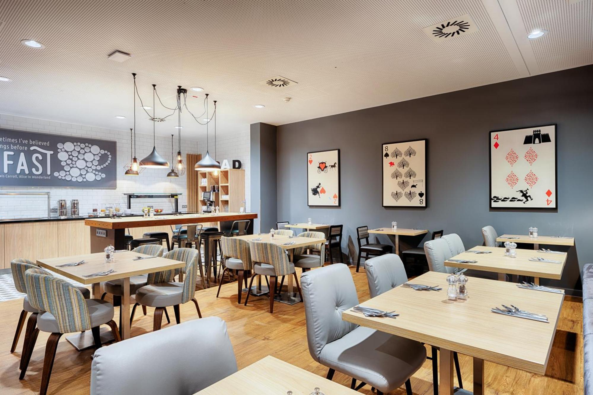 Premier Inn Leipzig City Hahnekamm Экстерьер фото